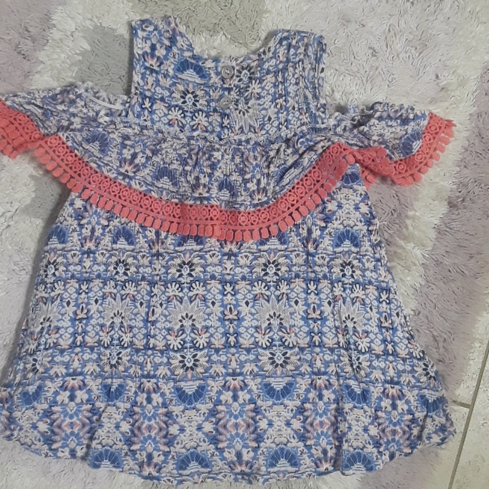 Dress - Picture 3 of 3